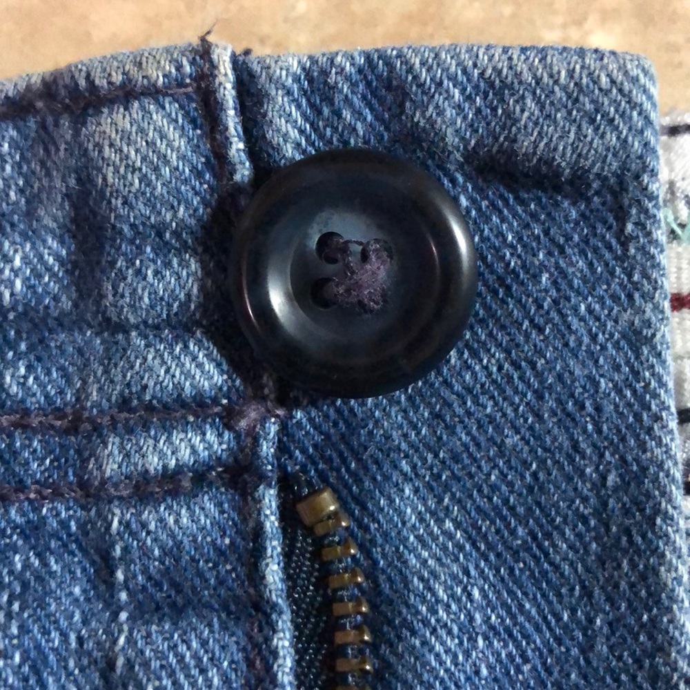 Gap Jean Shorts - Size 12 - Picture 4 of 4